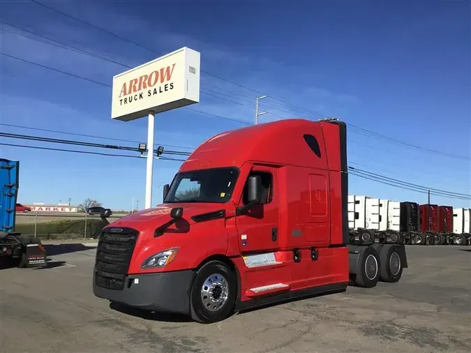 2022 FREIGHTLINER CA126