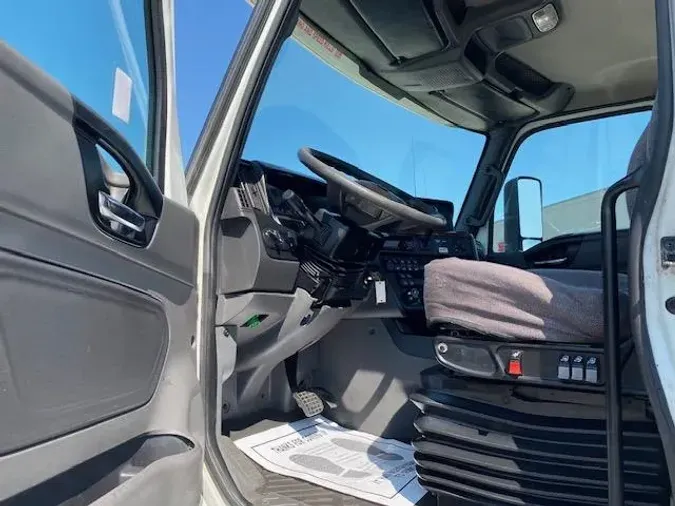 2019 International LT625