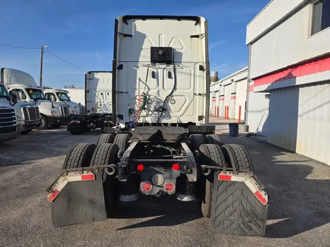 2019 FREIGHTLINER/MERCEDES CASCADIA 125