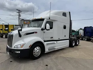 2023 Peterbilt 579