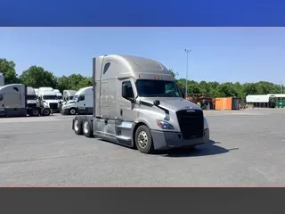 2021 Freightliner Cascadia 126