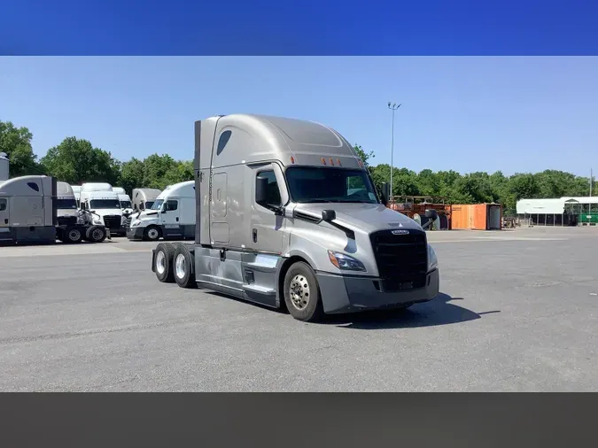 2021 Freightliner Cascadia 126bfdb0aebcc539d692d163c08e4017aae