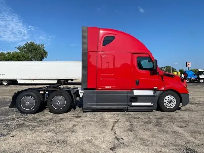 2022 Freightliner Cascadia
