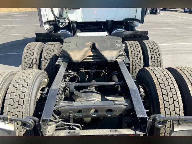 2022 INT LT625 6x4
