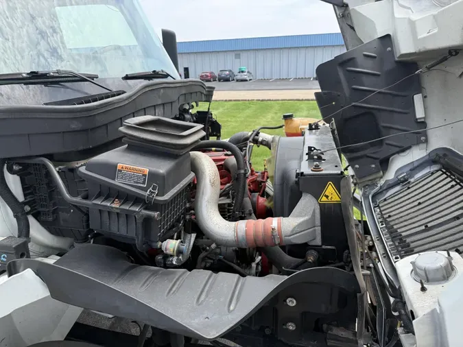 2019 International MV607bfdc8a689c65ddb2455616b6b85b592b