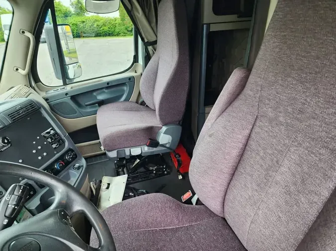 2020 FREIGHTLINER CASCADIA 125