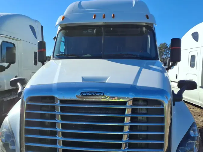 2019 FREIGHTLINER/MERCEDES CASCADIA 125