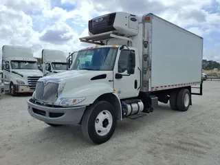 2020 NAVISTAR INTERNATIONAL MV607 (4X2)