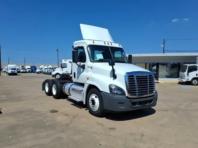 2020 FREIGHTLINER/MERCEDES CASCADIA 125bfdf0d4a056821d50c53badb0fe9a8cc