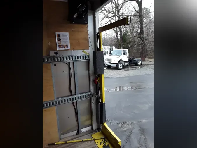 2019 NAVISTAR INTERNATIONAL 4300