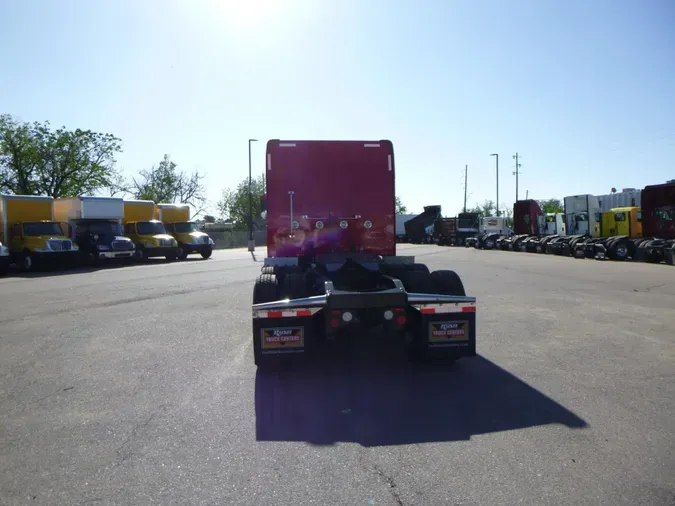 2019 Peterbilt 389