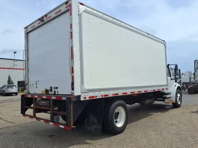 2019 FREIGHTLINER M2 106