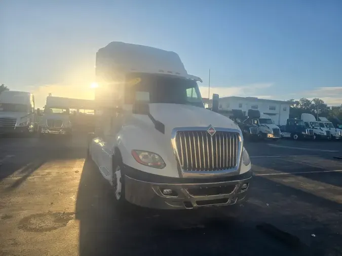 2018 NAVISTAR INTERNATIONAL LT625 SLPR CABbfe51a901f09d049596d373b3bd4cbfc