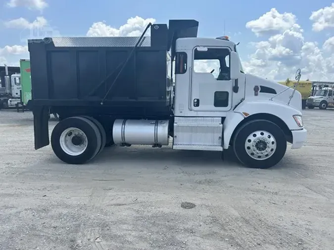 2016 KENWORTH T370