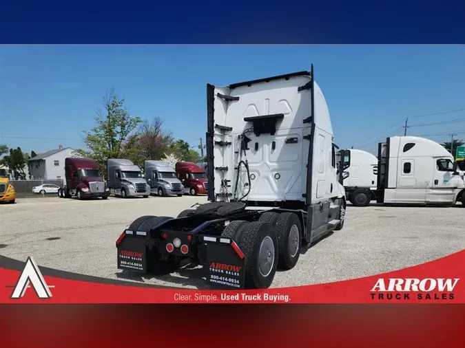 2020 FREIGHTLINER CA126