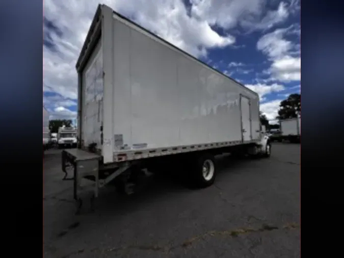 2018 FREIGHTLINER M2 106