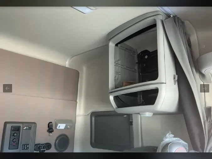 2025 VOLVO VNL64T740bfe796edd12d6ced8f737ed689c19982