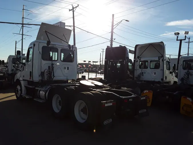 2019 FREIGHTLINER/MERCEDES PT126064ST