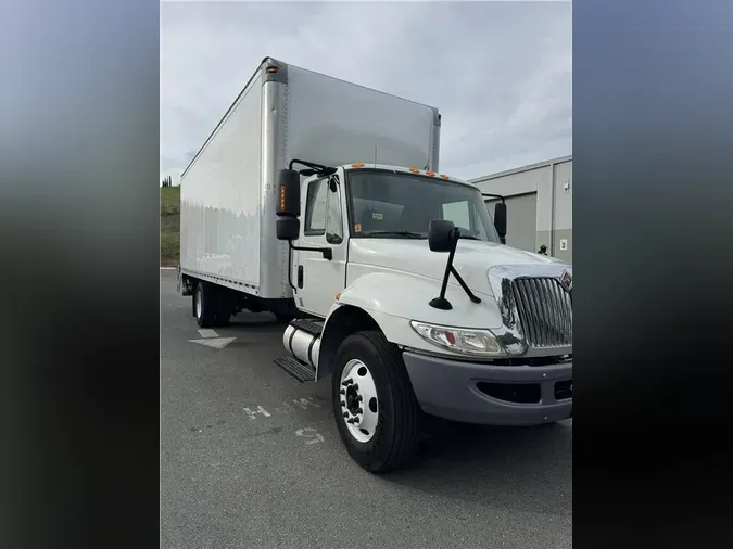 2019 NAVISTAR INTERNATIONAL 4300