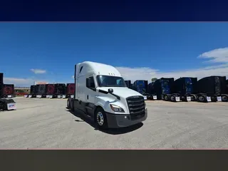 2022 Freightliner Cascadia 126