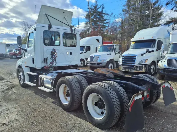 2019 FREIGHTLINER/MERCEDES NEW CASCADIA PX12664