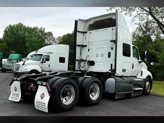 2022 INT LT625 6x4
