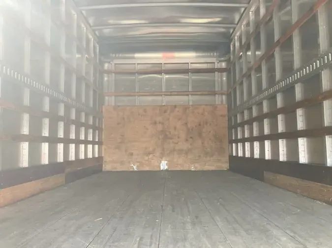 2019 ISUZU NPR HDbff23040ecf2b2db45d9f9ba8c2b6c75