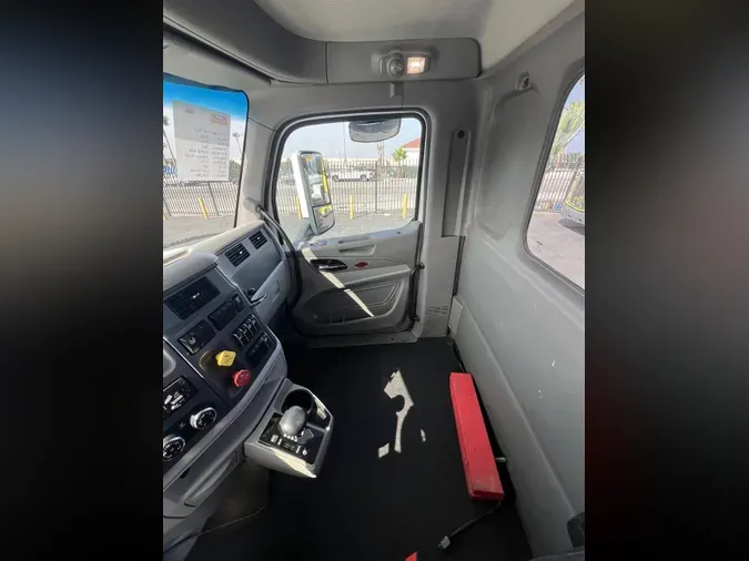 2020 Peterbilt 567