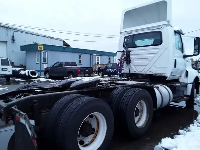 2019 NAVISTAR INTERNATIONAL LT625 DAYCAB T/A