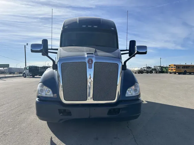 2020 Kenworth T680