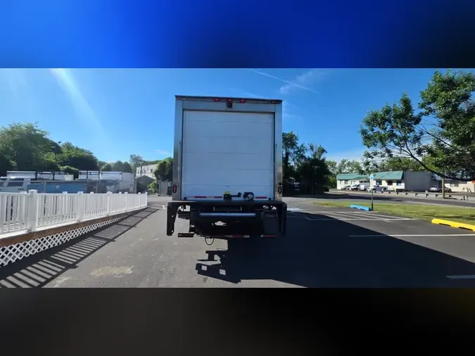 2019 FREIGHTLINER/MERCEDES M2 106