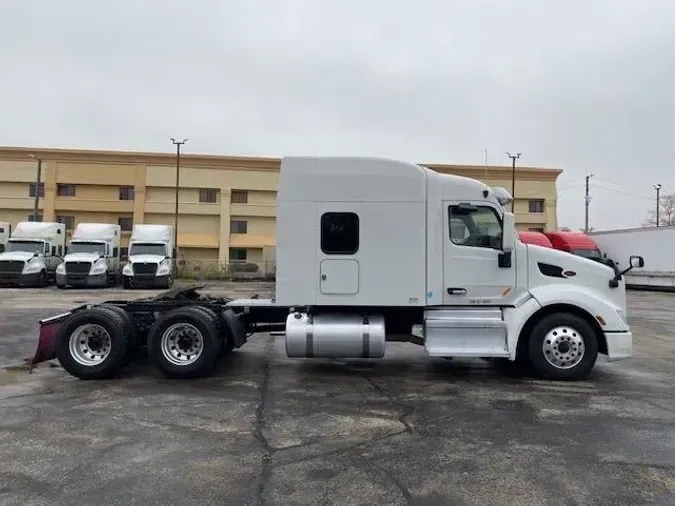 2022 Peterbilt 579