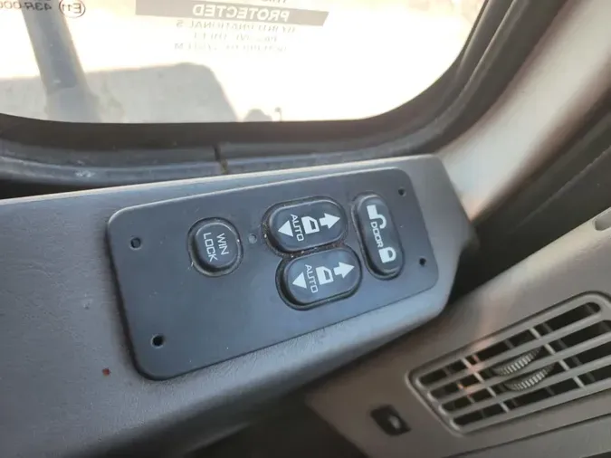 2018 NAVISTAR INTERNATIONAL 4300