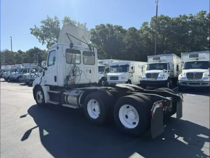 2018 FREIGHTLINER/MERCEDES NEW CASCADIA PX12664bfff4b05a4dbed7a5c782bc1ab5e2601