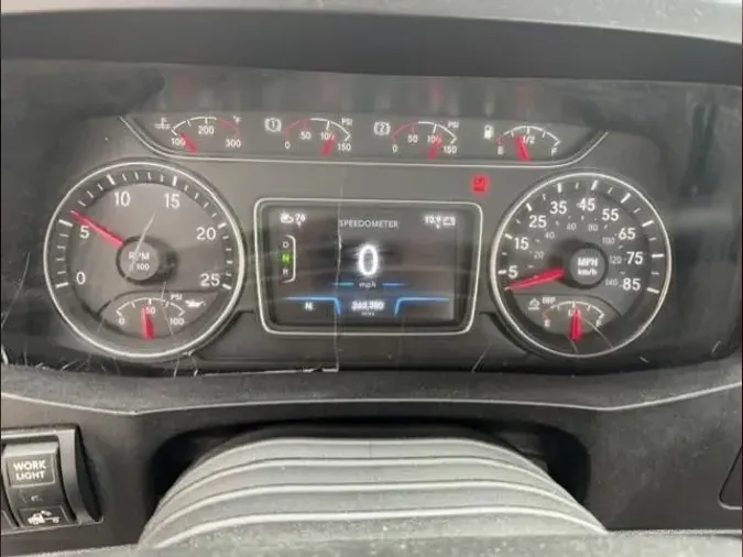 2021 International LT625bfffa7fc705ddc9a46465ac5a74d61a1