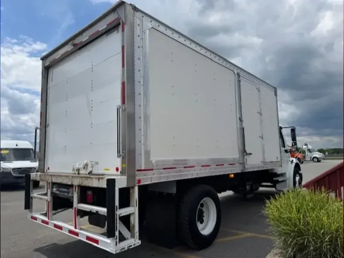 2019 FREIGHTLINER M2 106