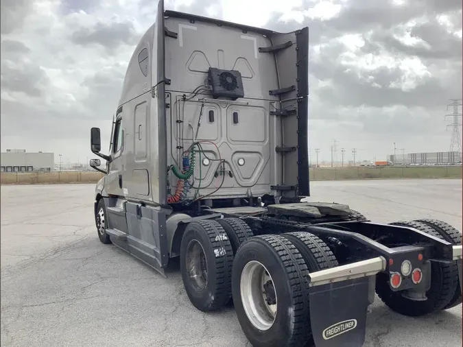 2021 Freightliner Cascadia