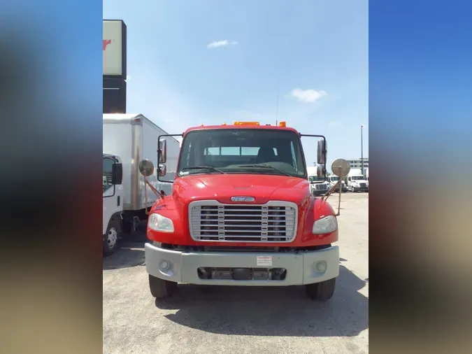2019 FREIGHTLINER M2 106