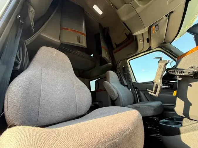 2022 INTERNATIONAL LT625