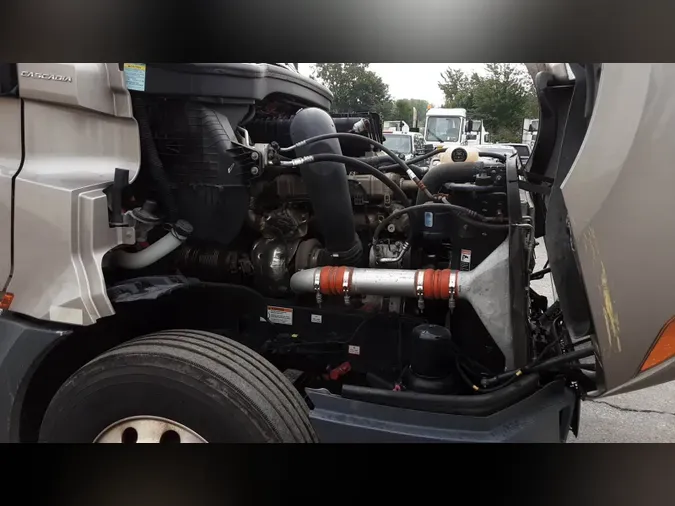 2022 Freightliner Cascadia 126c00a74d935d00f515379824f7a74e5c5