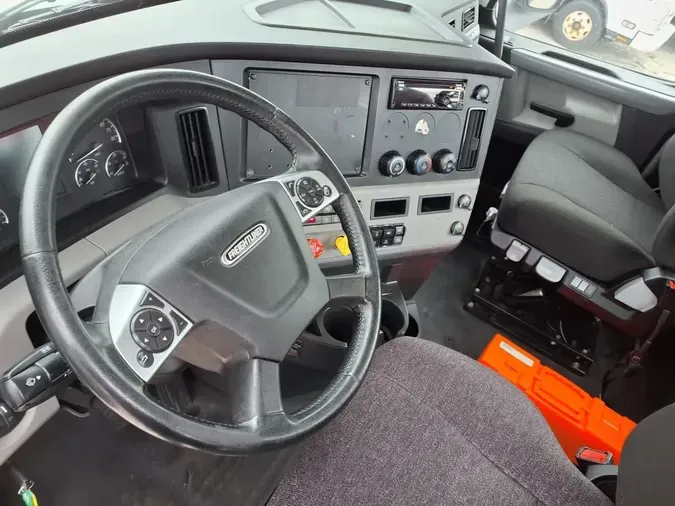 2019 FREIGHTLINER NEW CASCADIA PX12664