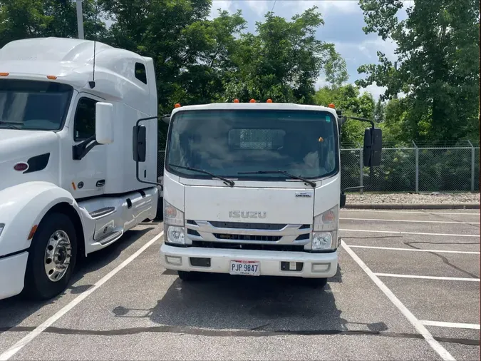 2016 Isuzu NRRc015442cf12a654e7e3b7b73df1f6275