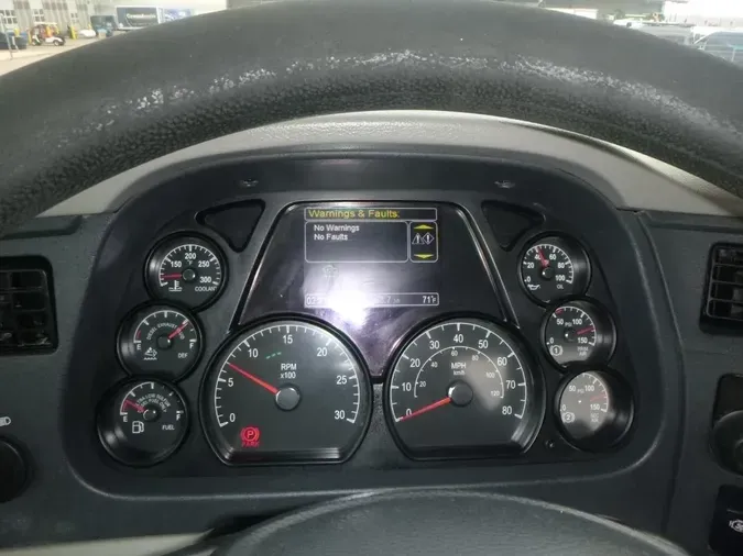 2021 Peterbilt 567