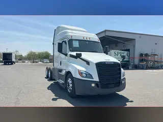 2020 Freightliner Cascadia