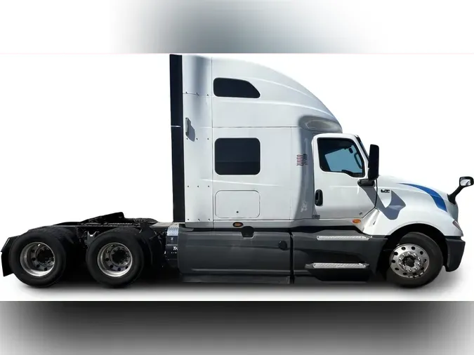 2022 International LT625c01ee8e30a03ac7976a1b24c27d5fd72