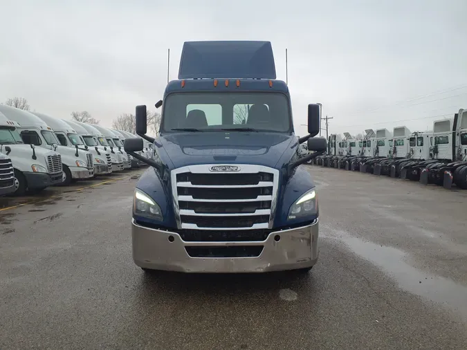 2020 FREIGHTLINER/MERCEDES NEW CASCADIA PX12664