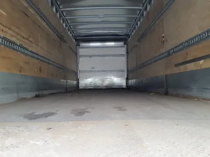 2020 FREIGHTLINER/MERCEDES M2 106