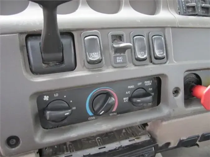 2007 STERLING A9500