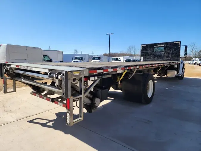 2019 FREIGHTLINER/MERCEDES M2 106c03235c298b8801e751a0eb54e171055