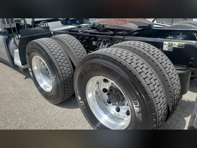 2019 Peterbilt 579
